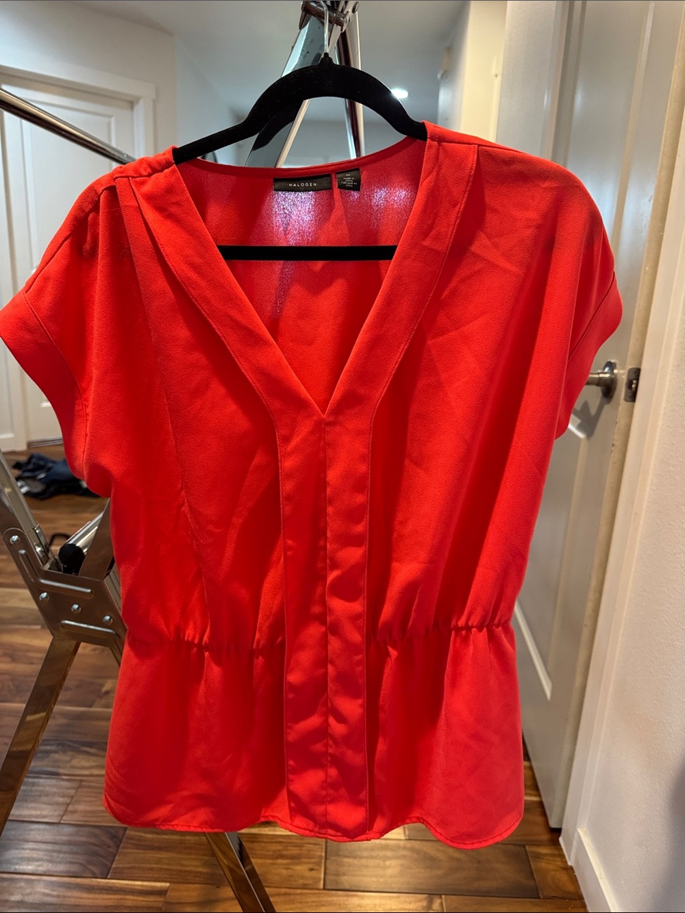 Halogen Red V-Neck Short Sleeve Blouse